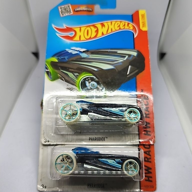 hotwheels pharodox hitam balap race