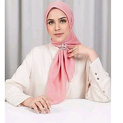 Everyday Scarf Buttonscarves