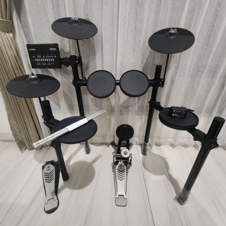 Drum Elektrik YAMAHA DTX 452K bekas
