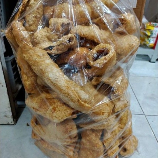 Ada Cu Phi Pontianak / Cuphi Kwecap / Bakphue / Tephue Kuecap / Kerupuk Kulit Babi / Bak Phue / Te