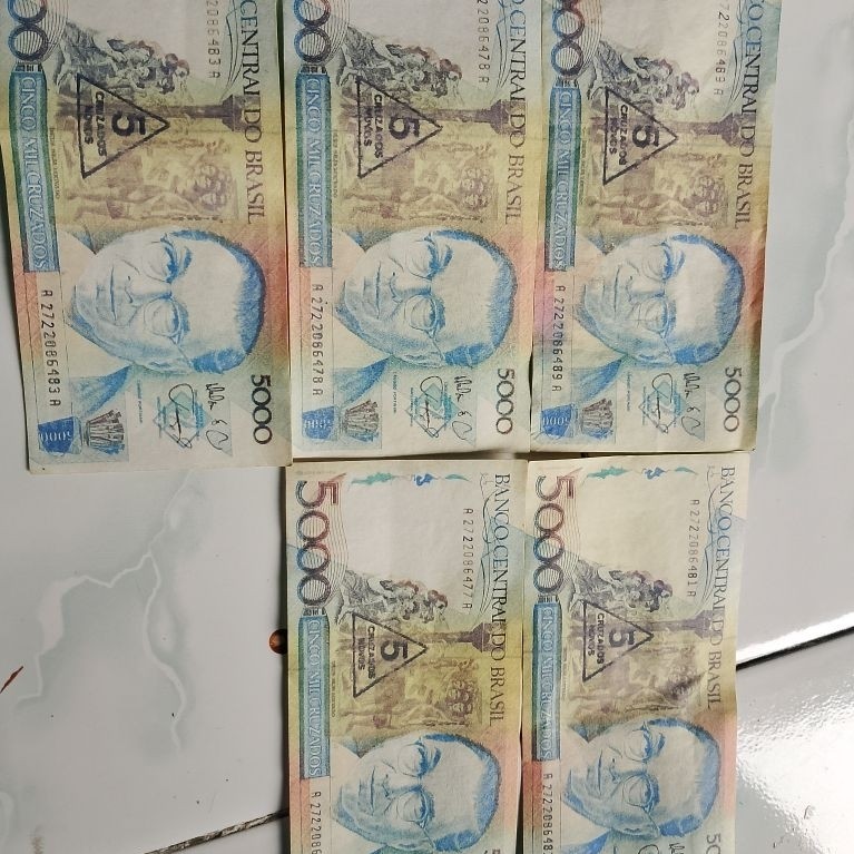 uang 5000 brazil