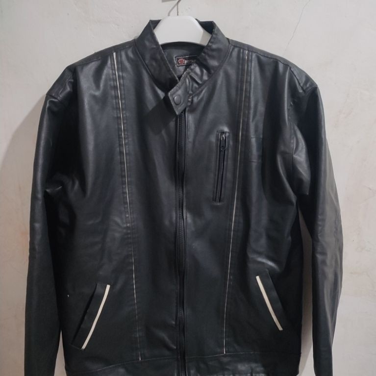 jacket kulit sintetis list putih