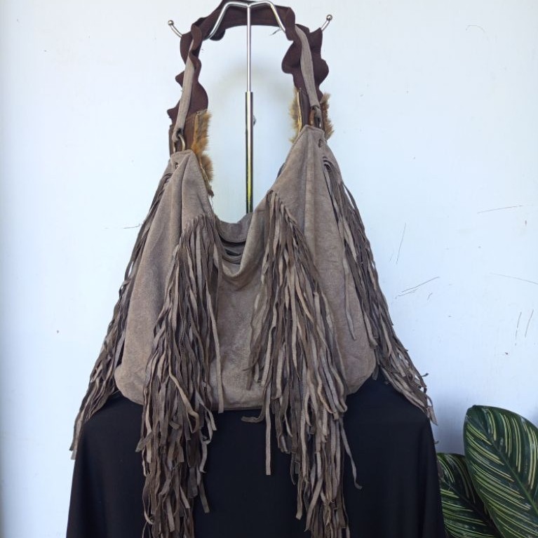 Shoulder Bohemian Bag Vintage Rumbai Unik Kulit Suwede second ori