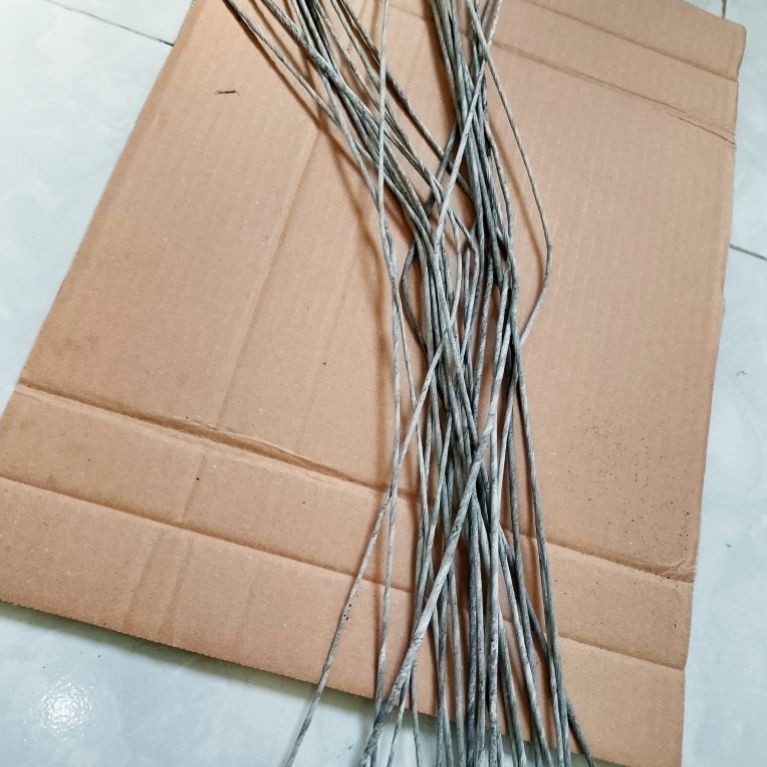 sumbu kertas telo plintir khusus renteng isi 20 pcs panjang 55cm