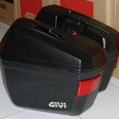 Side Box Givi E22 Box Only