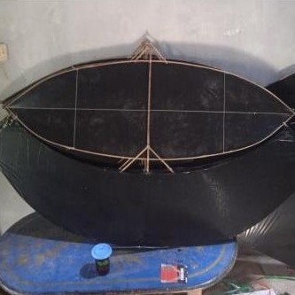 New Bahan layangan udah diserut bersih Layangan Pegon Ceper Full Set 1,m dan 2m dengan Sedaren Siap 