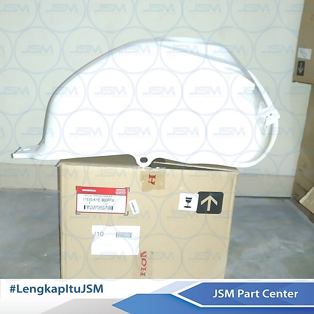 TANGKI MEGAPRO NEW TANGKI MEGAPRO NEW PUTIH 17510-KYE-900PFW