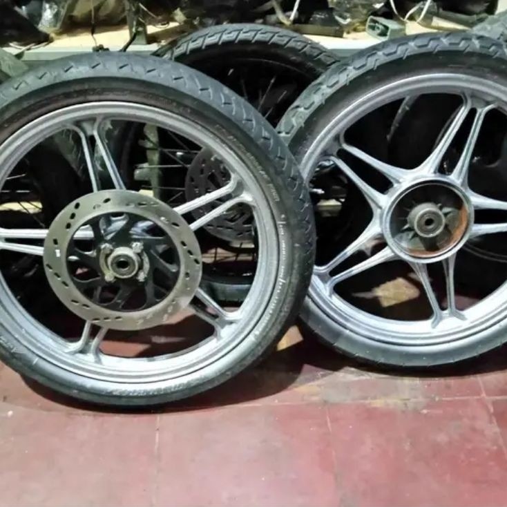 velg racing Suzuki Thunder 1set depan belakang original cabutan