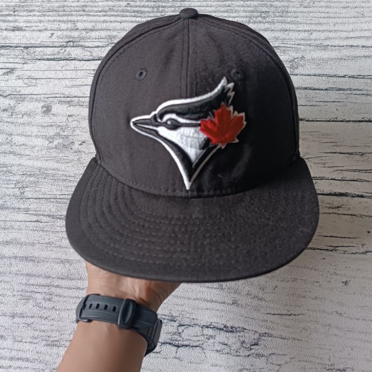 TOPI BLUE JAYS HITAM by MLB x NE