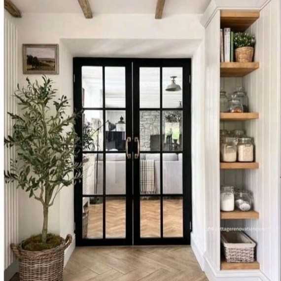 Pintu Aluminium 2 Daun Bukaan Kanan Kiri List Ornamen Hitam Putih Coklat Anti Karat Rayap