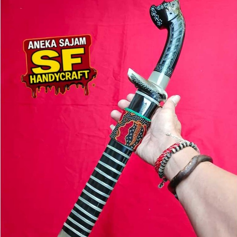 Golok Gagang Togog Tanduk Bilah Pamor.