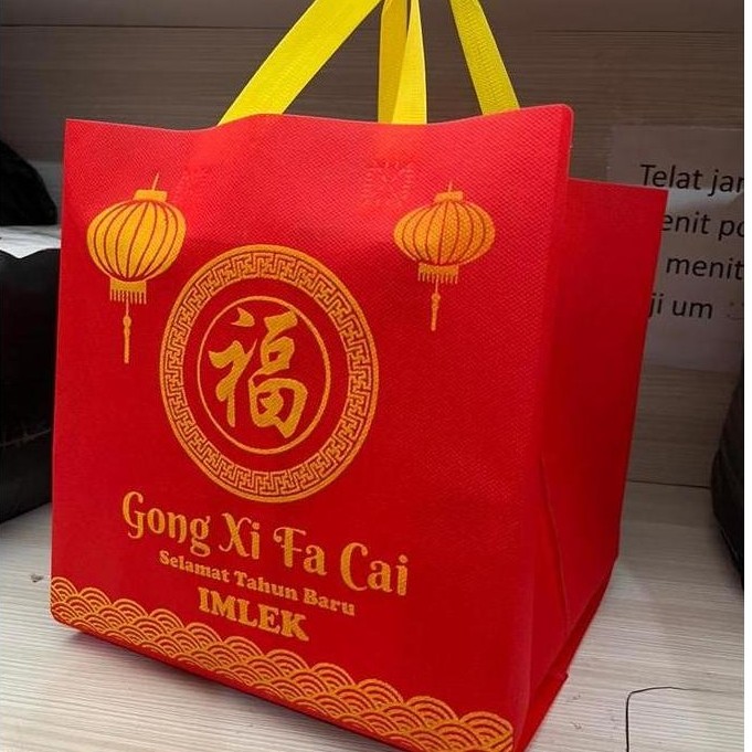 Langsungpas- (Lusinan) Tas Spunbond Kotak Imlek Chinese New Year/Goodie Bag Imlek