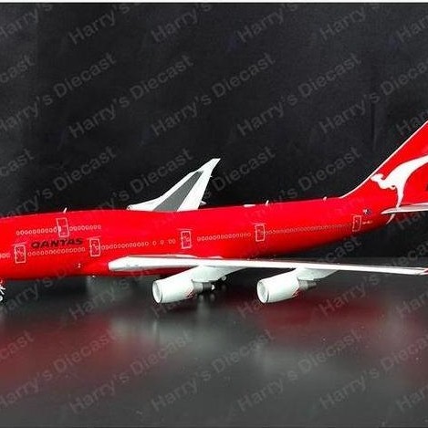 1/200 B747-400 Qantas - All Red by JC Wings