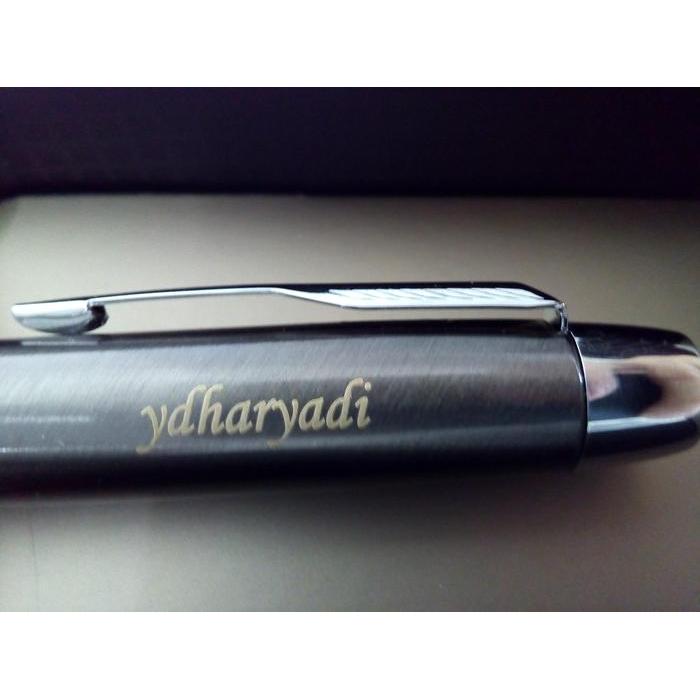 Ongkos grafir ballpoint parker