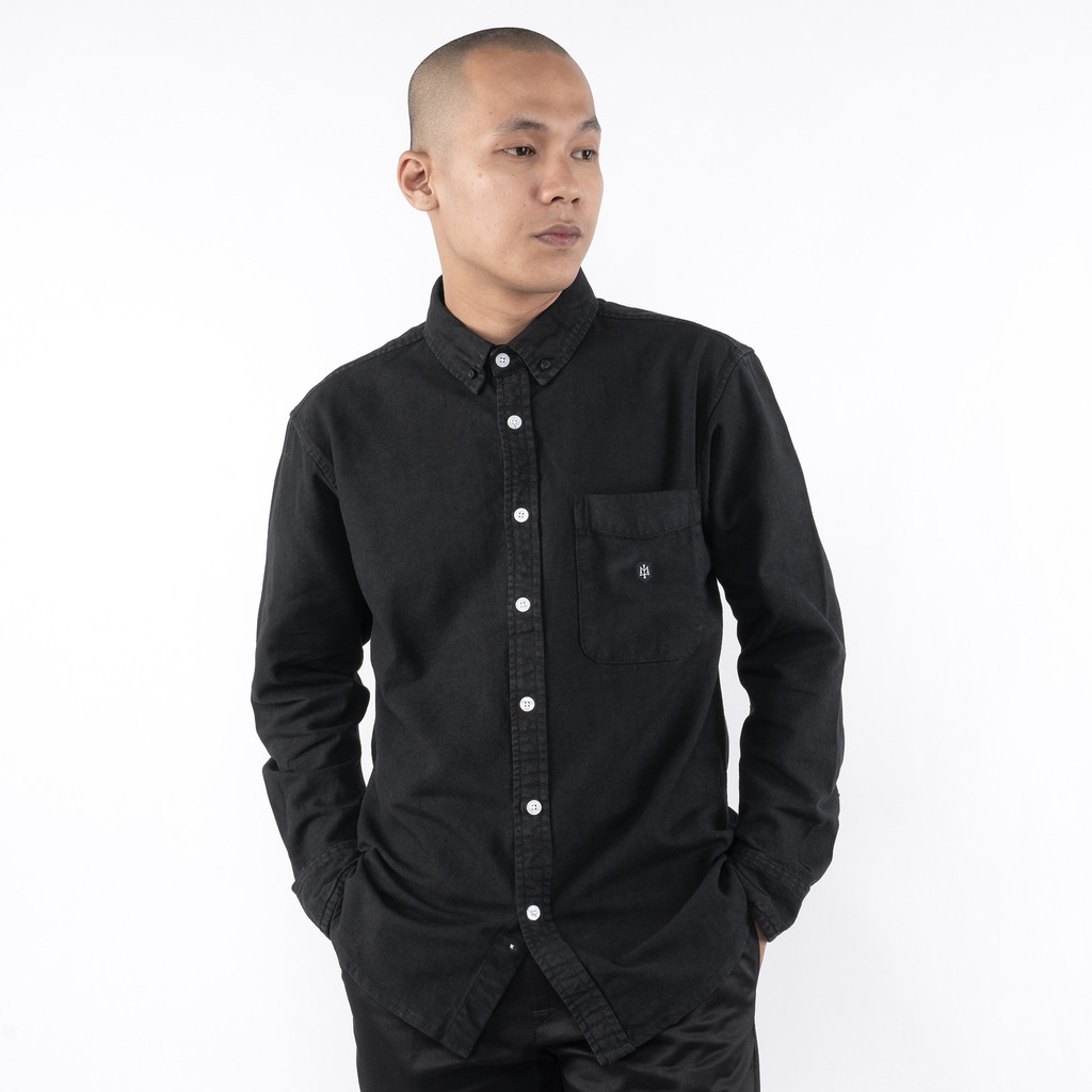 KEMEJA KATUN CASUAL POLOS PRIA WANITA LENGAN PANJANG HITAM ORIGINAL MATERNAL DISASTER | ZNAKES