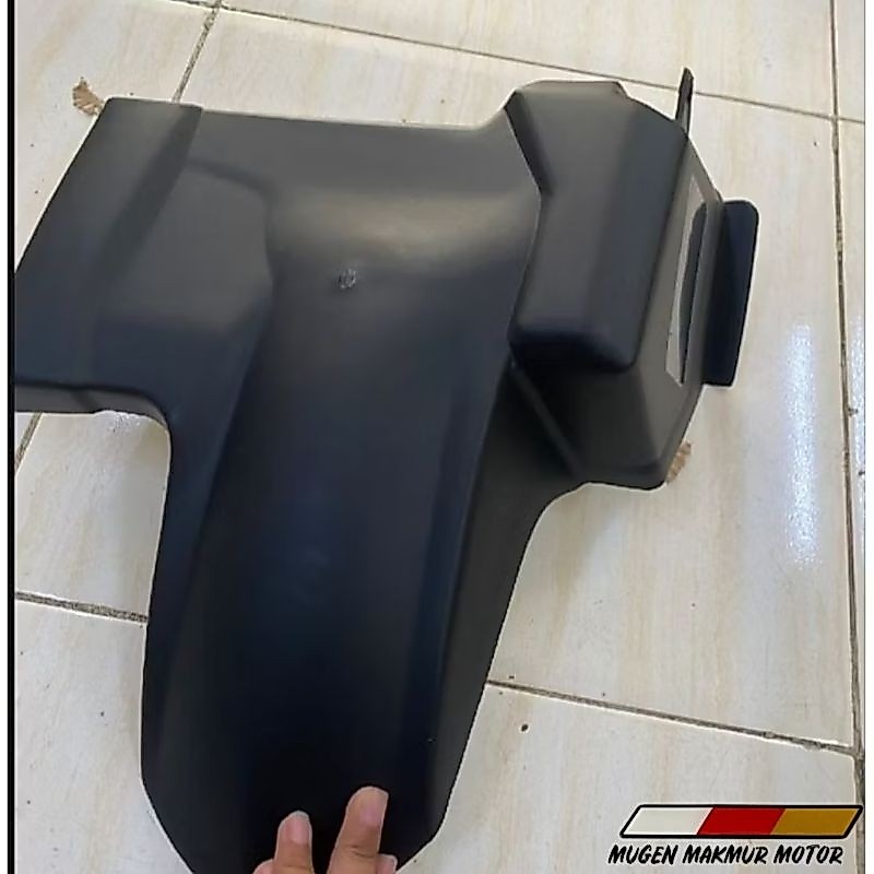 SPACKBOR KOLONG / HUGGER AIRBLADE BEAT (2012-2019) SCOOPY (2017-2020) PLUS STICKER