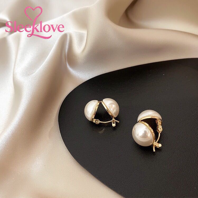 Sleeklove Anting Telinga Kuku Desain Kancing Unik Mutiara Bulat Putih Ear Stud Jewelry Wanita Trend