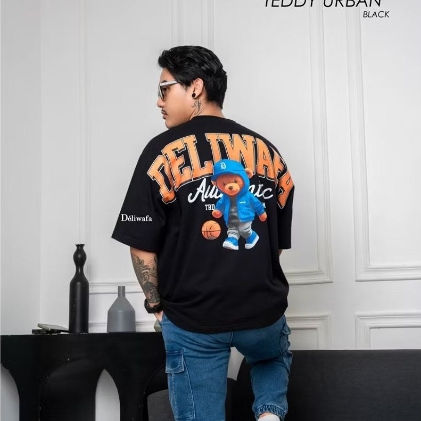 T-shirt Kaos Deliwafa Teddy Urban | Kaos Distro Deliwafa Teddy Urban | Kaos Deliwafa Teddy Urban