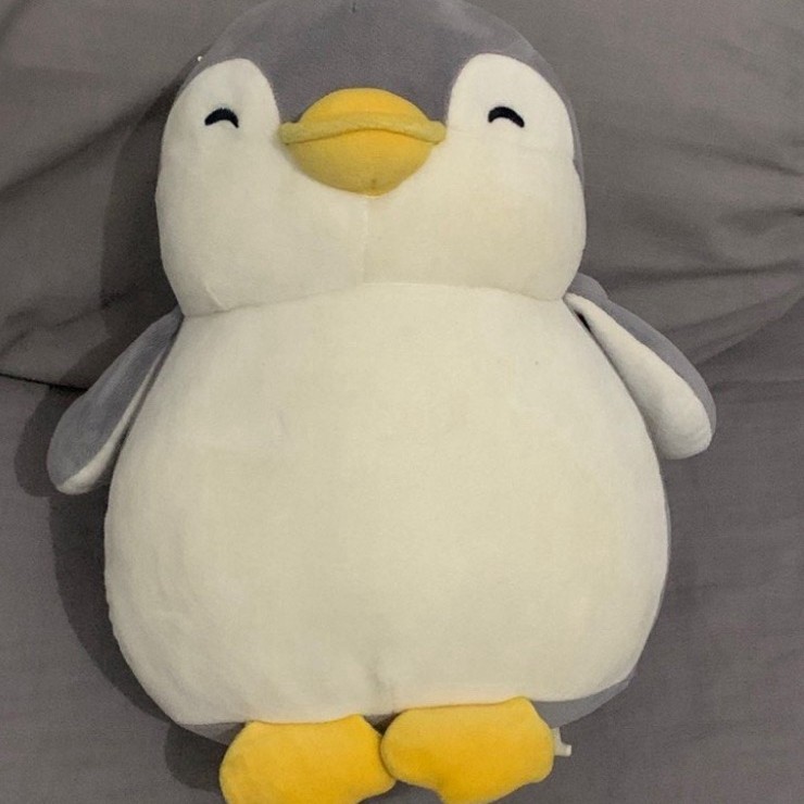 Boneka Penguin Miniso