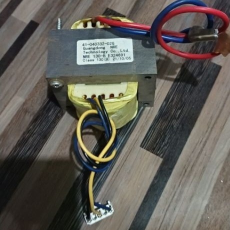 UPS APC 650 VA