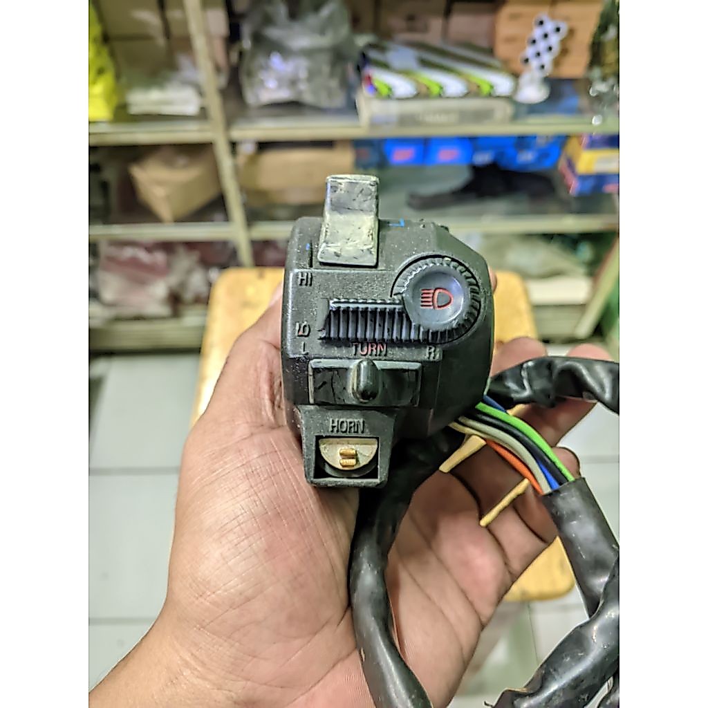 Holder Kiri GL Max/Pro Ori Copotan Motor