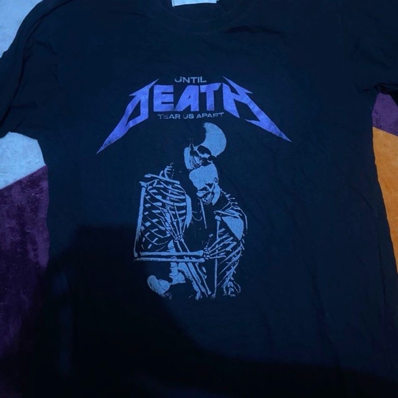 preloved kaos MRJN