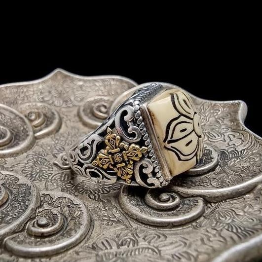Cincin Silver Gadin Mamut Vajra Ukiran Kuno Ajustable Ring Blessed Tibet 15x14mm E2347