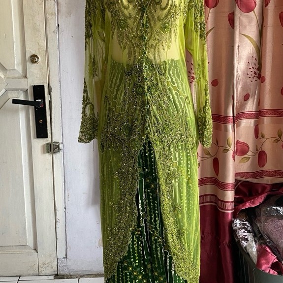 preloved kebaya full payet hijau