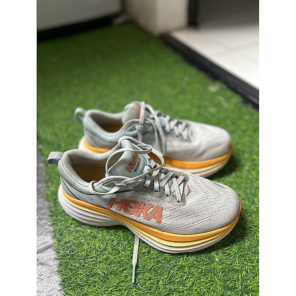 HOKA BONDI 8