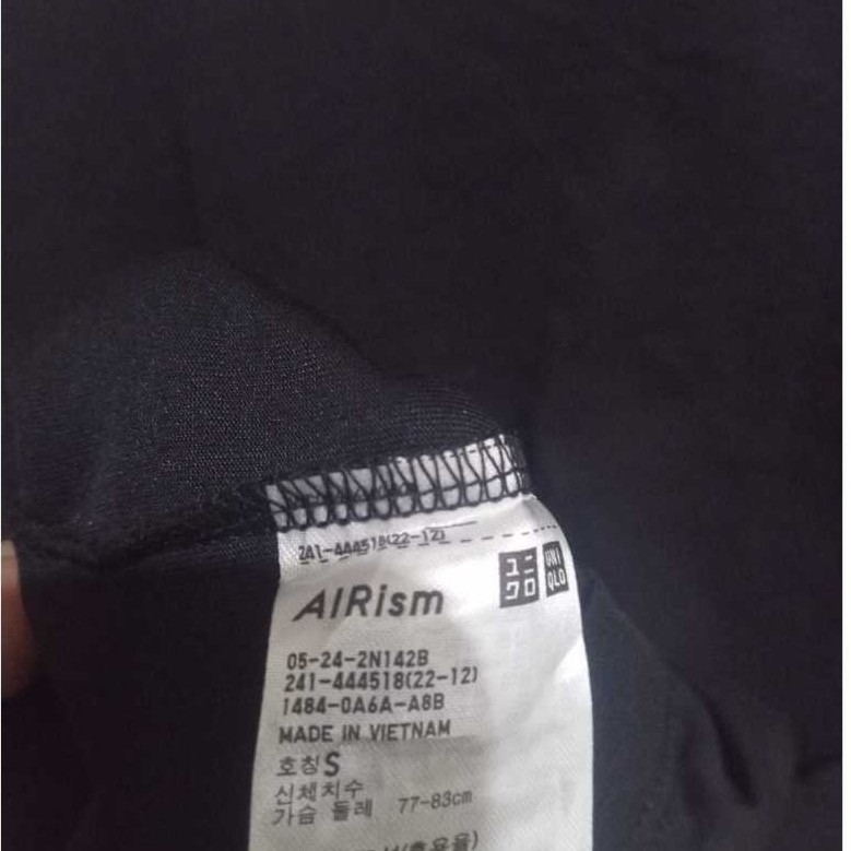 Airsm-Kaos Katun Uniqlo Airsm Warna Hitam Unisex