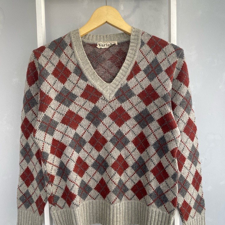 Sweater ketupat