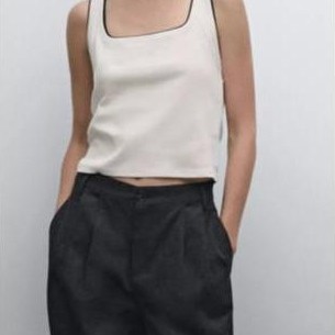 Massimo Dutti Contrasting Ribbed Pure Cotton T-shirt with Contrast Lining in Ivory - Kaos Atasan Tan
