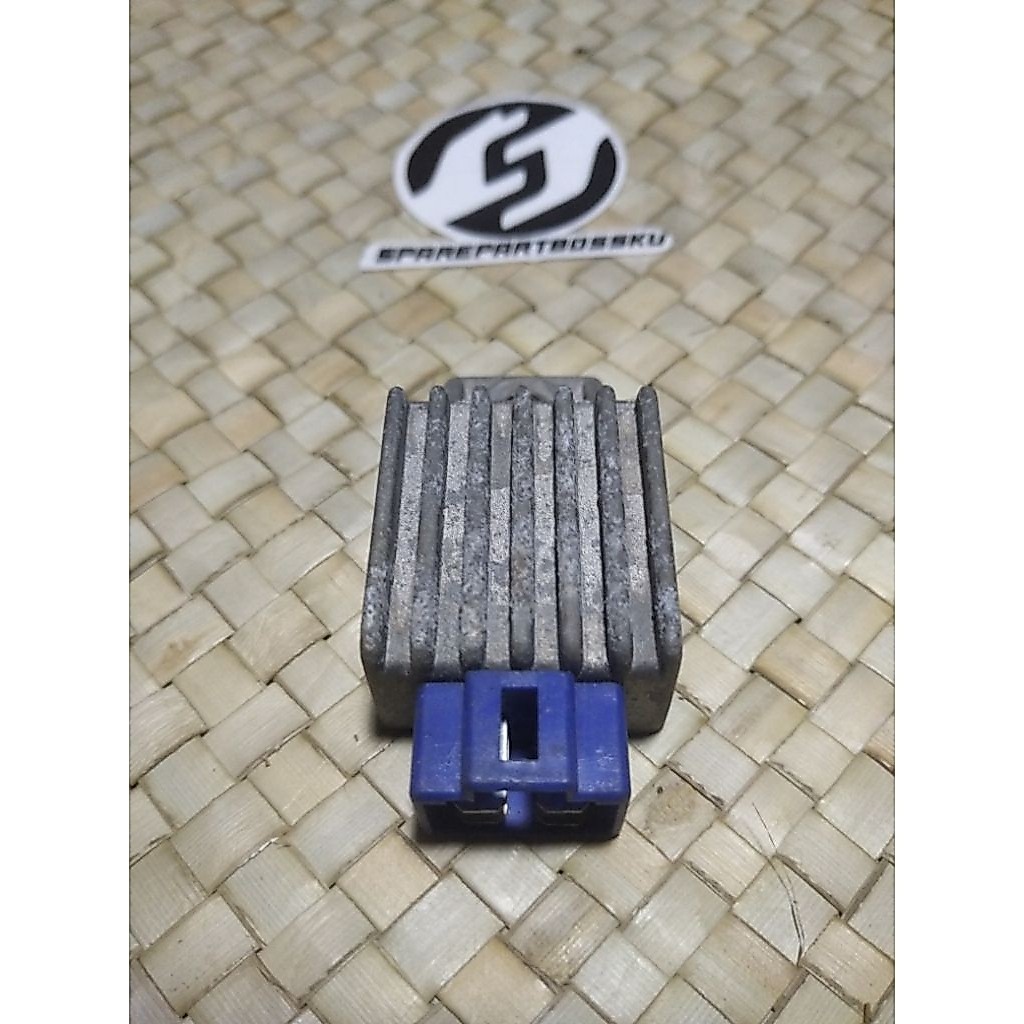 KIPROK KAWASAKI KAZE REGULATOR RECTIFIER KAZE SH657-12 KGD 28 08 0