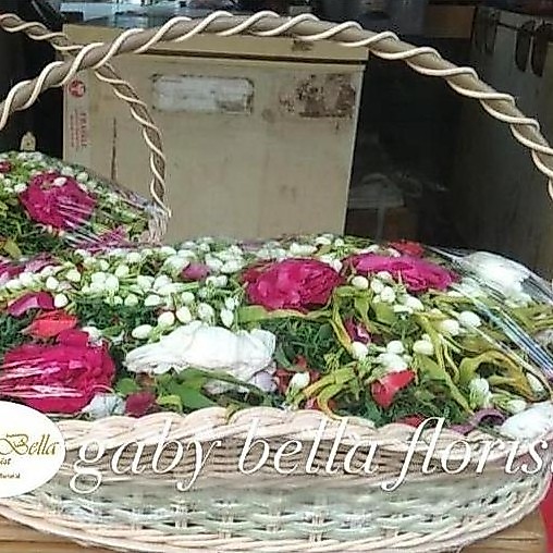 Bunga tabur keranjang. Bunga makam. Bunga tabur melati. Bunga kedukaan