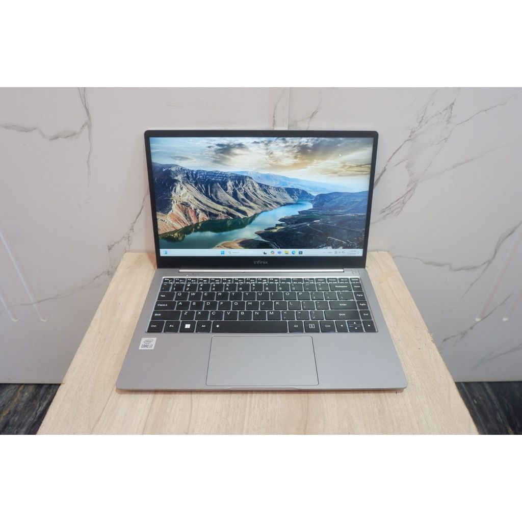 Infinix INBook X2 Intel Core i7-1065G7 Intel Iris Plus Ram 8Gb Ssd 512Gb
