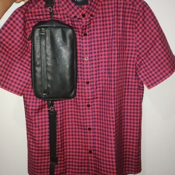 Kemeja Prepp Studio + Waistbag Ikozzi