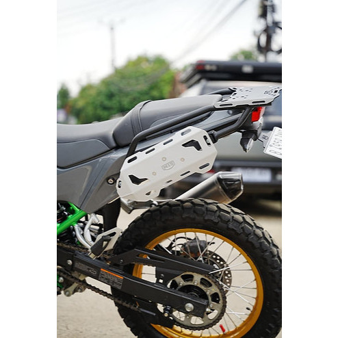 m15  Side Rack Aluminium Kawasaki KLE 500 M15