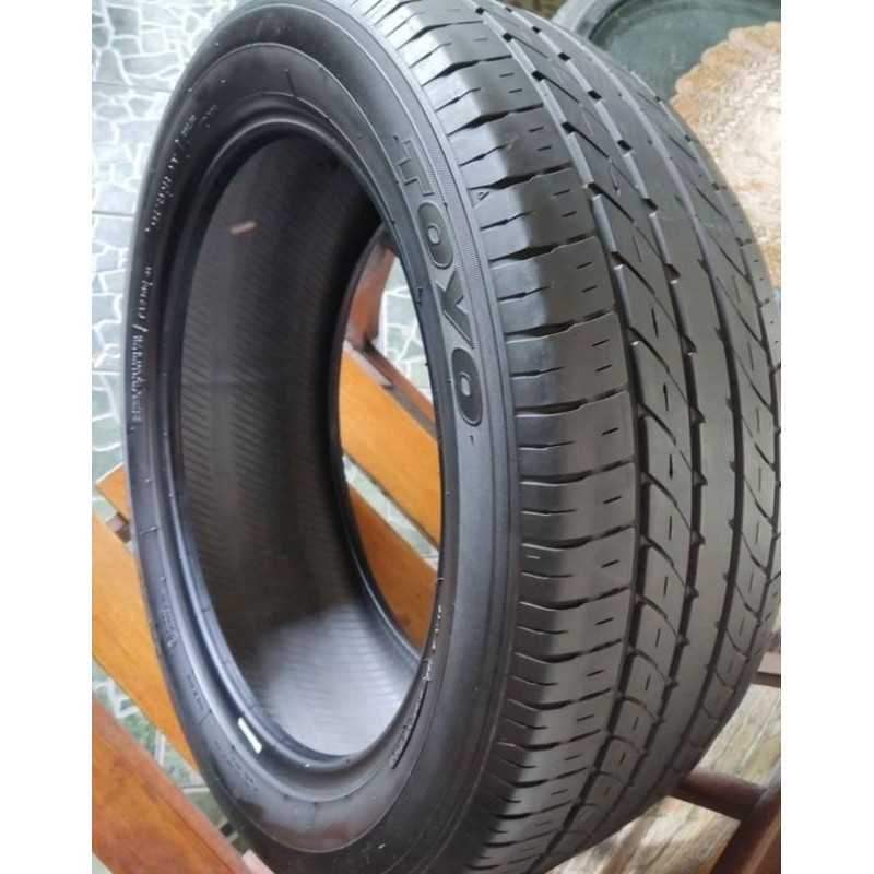 ban mobil ring 18,ban mobil merk Toyo tranpath ukuran 235/50 18 tubles berkualitas