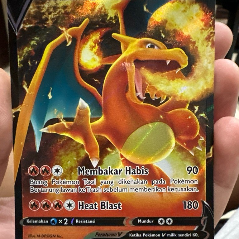 Pokemon Card Charizard V (Ori)