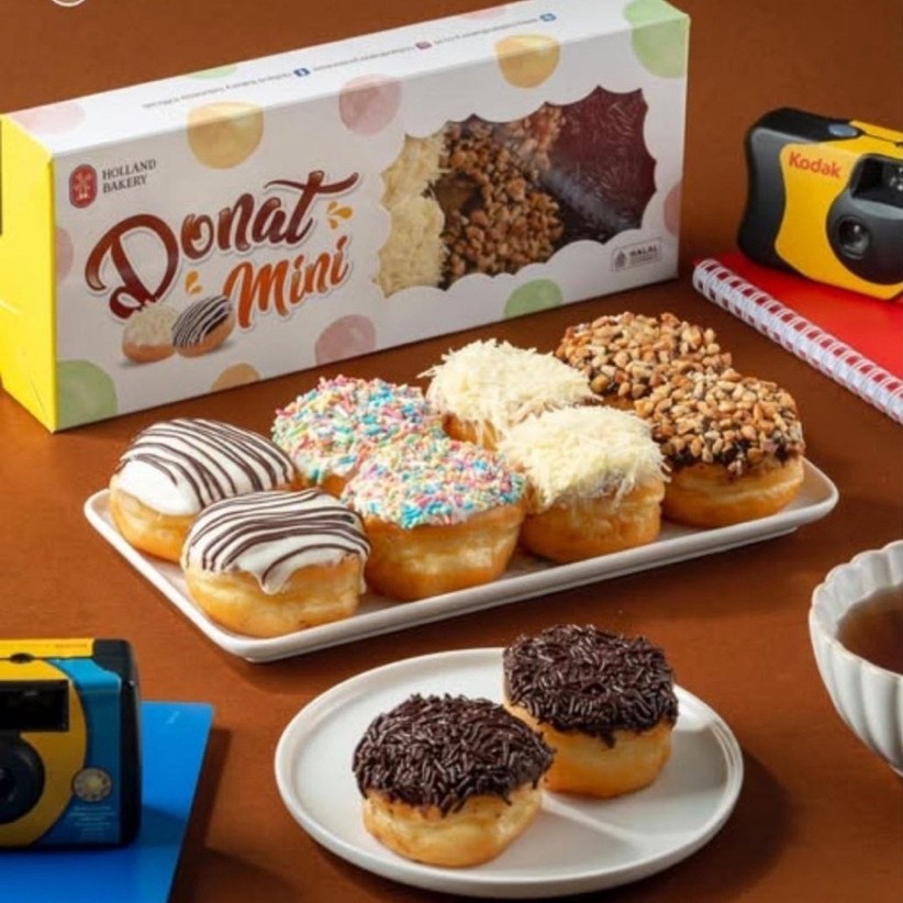 Donat Box Holland Bakery | Jastip With Happy Salatiga Semarang
