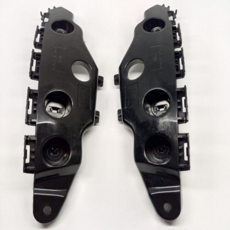 Bracket Bemper belakang Raize Rocky original