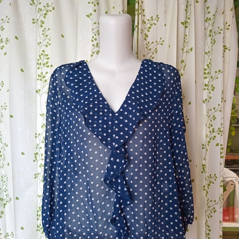 Blouse ruffle polkadot navy wanita lengan panjang