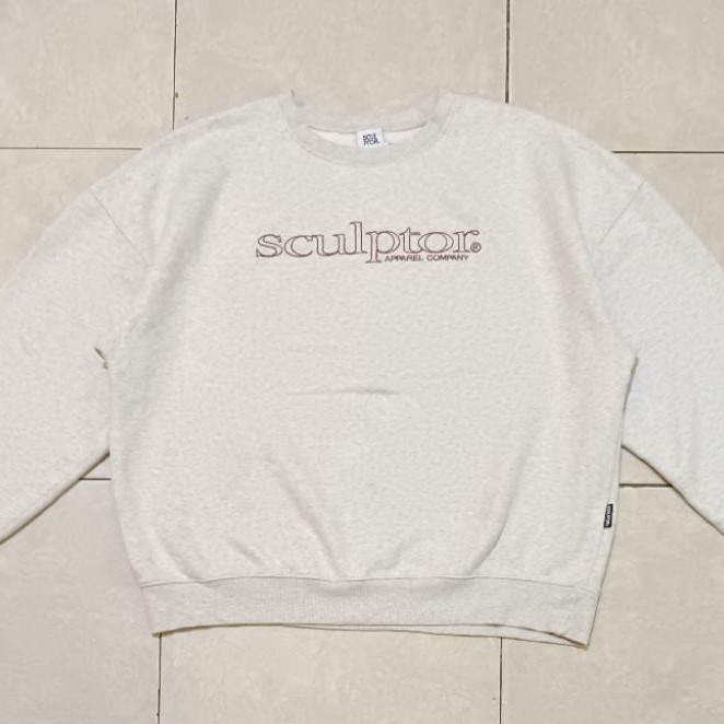 Crewneck Sculptor
