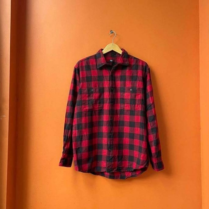 Kemeja Uniqlo Red and Black Big Square