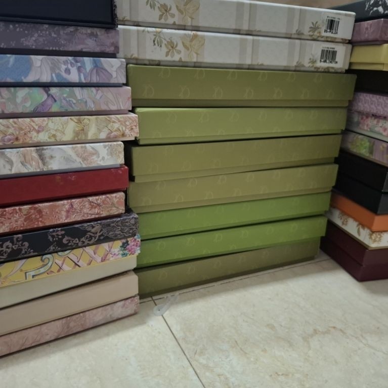BOX HIJAB Zytadelia, Bungatta, Ayu Dya