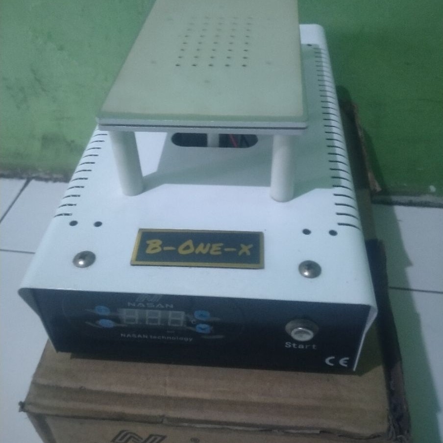 Separator LCD