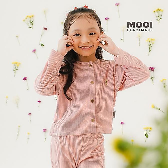 Mooi Cardigan Anak Cherry Cardigan