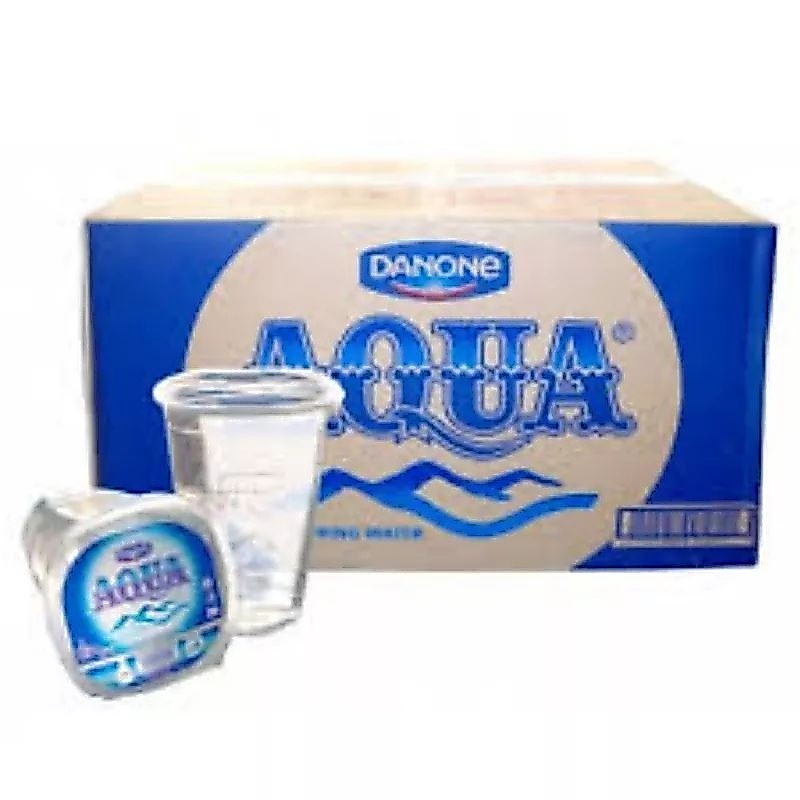 Aqua gelas dus
