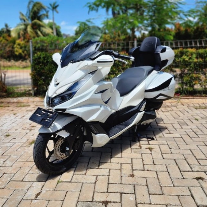 Modifikasi pcx 160 semi goldwings