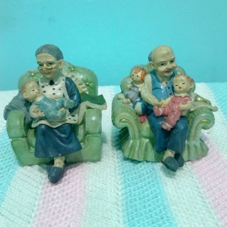 pajangan kakek nenek